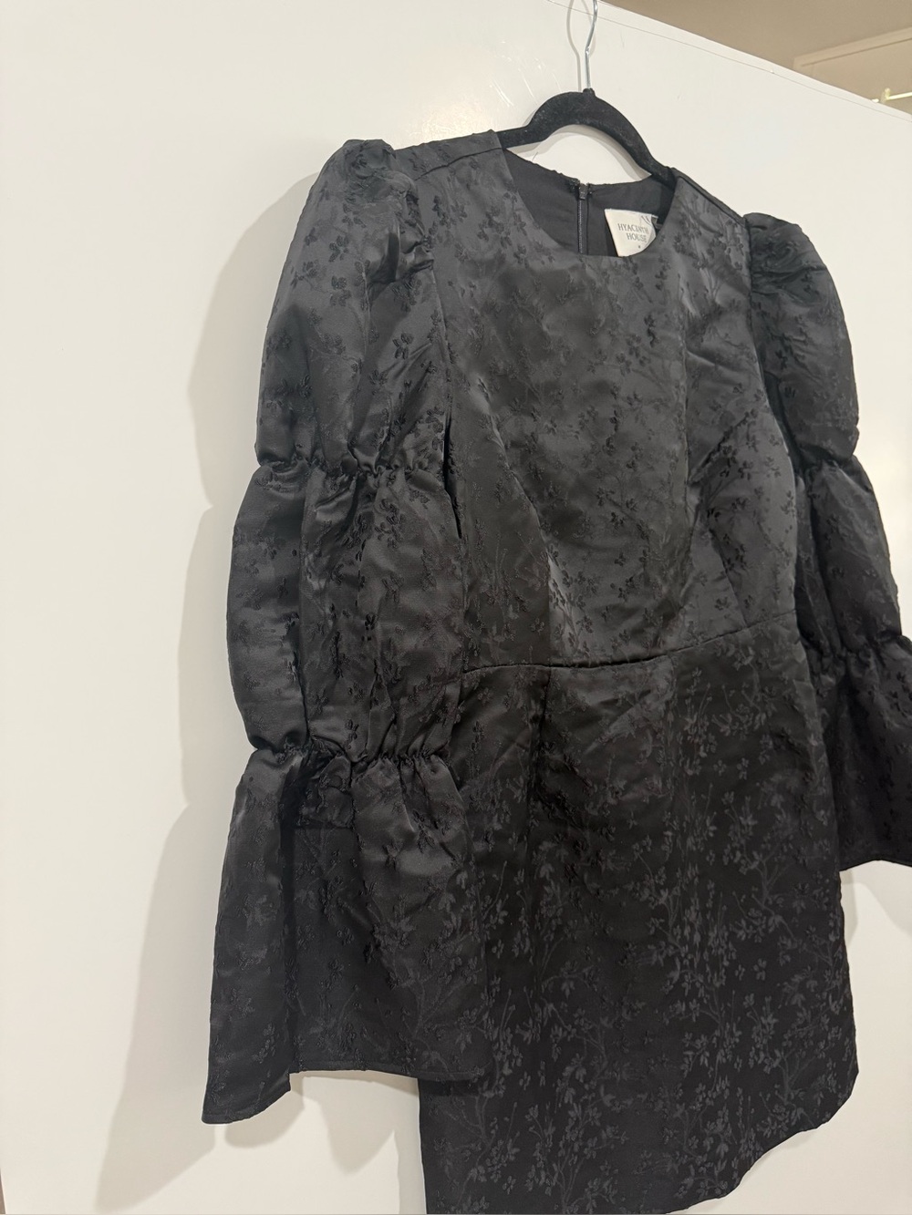 Hyacinth House  Black Jacquard Puff Sleeve Darcy Mini Dress Size Medium - Picture 10 of 11